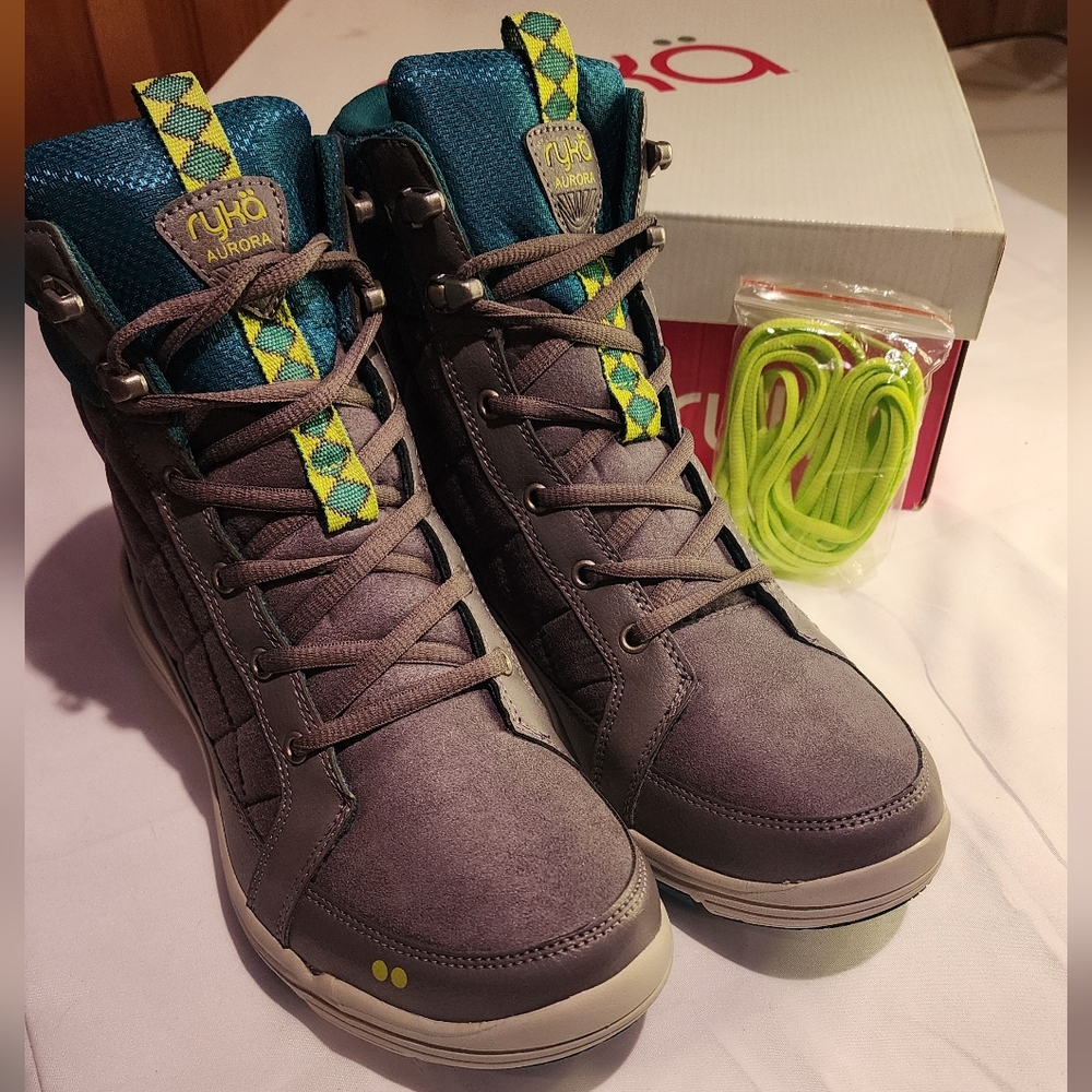 Ryka Aurora Womens Boots
